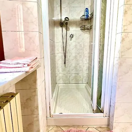 Tra Mare E Citta Livorno